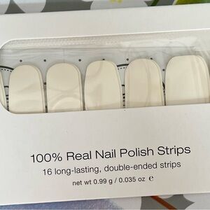 Color Street 100% Real Nail polish strips - Vienna Snow
